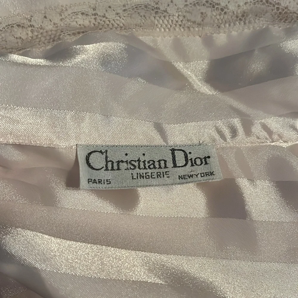Christian Dior House Robe - Picture 8 of 12